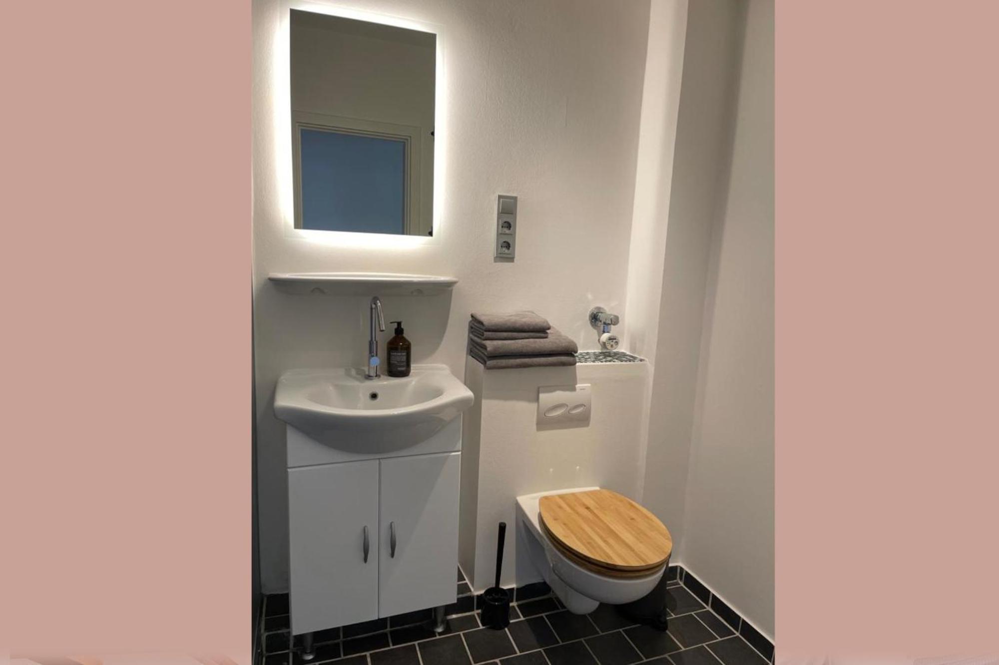 James -Ferienwohnung Mit Balkon In Strand Und Wald Naehe 플렌스부르크 외부 사진
